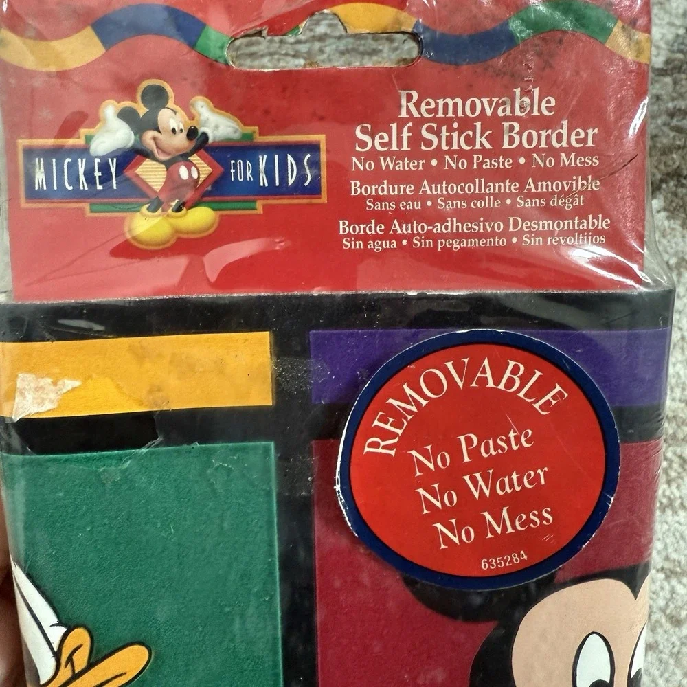 Disney Micky Mouse Removable Self Stick Wallpaper Boarder New Sealed